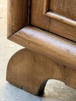 Commode asymétrique art déco chêne brut rénovée