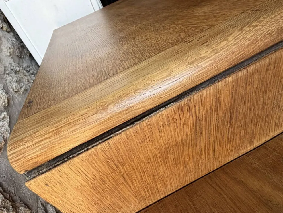 Commode asymétrique art déco chêne brut rénovée