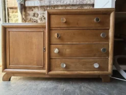 Commode asymétrique art déco chêne brut rénovée