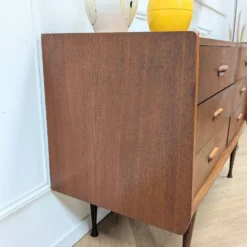 Commode avec coiffeuse intégrée