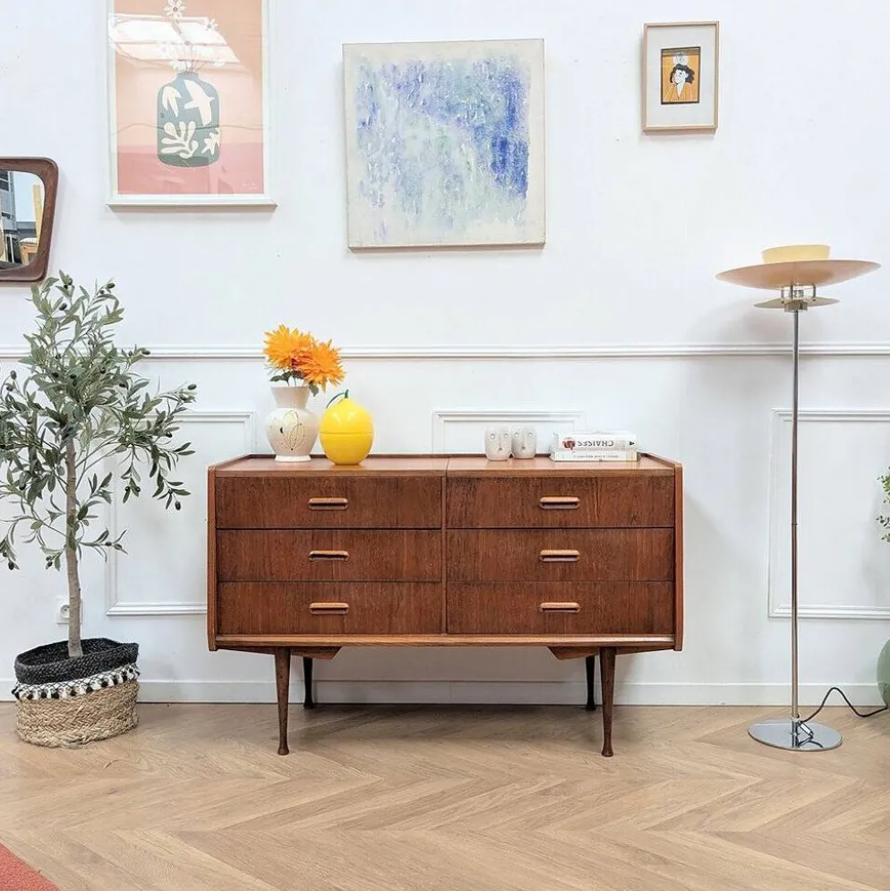 Commode avec coiffeuse intégrée