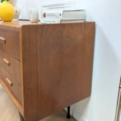 Commode avec coiffeuse intégrée