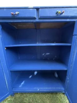 Commode bois peint bleu Majorelle
