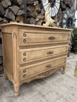Commode bois rénovée