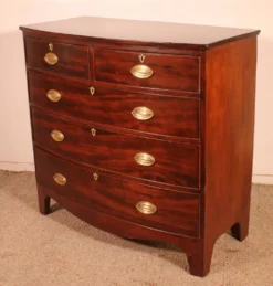 commode bombée en acajou du début du 19° siècle