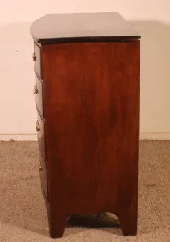 commode bombée en acajou du début du 19° siècle