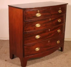 commode bombée en acajou du début du 19° siècle