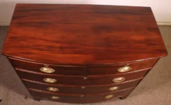 commode bombée en acajou du début du 19° siècle