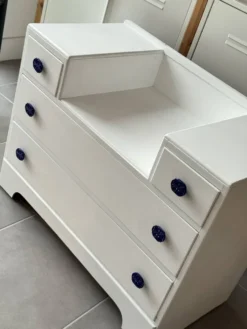 Commode buffet blanc asymétrique coiffeuse vintage