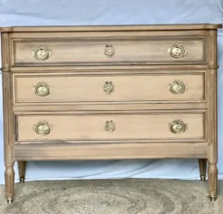 Commode classique