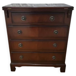 Commode /coffret célibataire acajou style néo géorgien