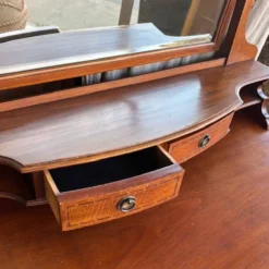 Commode coiffeuse