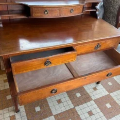 Commode coiffeuse