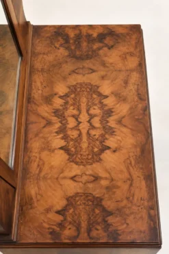 Commode-coiffeuse Art Déco en ronce de noyer et miroir psyché basculant