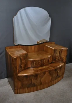 Commode-coiffeuse en ronce de noyer, Angleterre – 1920