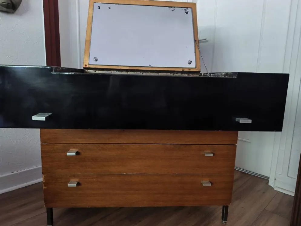 Commode coiffeuse moderniste dlg André Monpoix