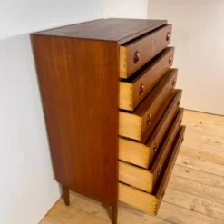 Commode danoise en teck, années 1960