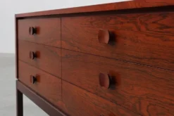 Commode danoise moderne du milieu du siècle, Danemark, vers les années 1960.