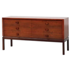Commode danoise moderne du milieu du siècle, Danemark, vers les années 1960.