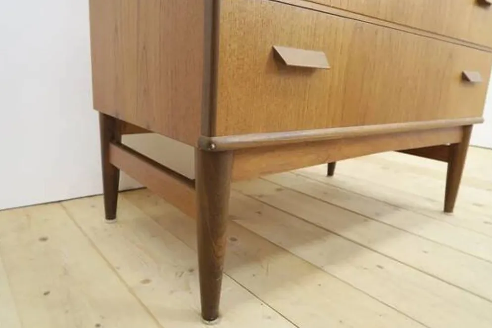 Commode danoise 3 tiroirs en teck, Danemark 1960