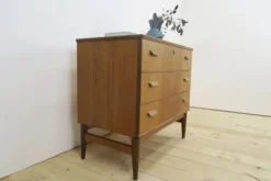 Commode danoise 3 tiroirs en teck, Danemark 1960