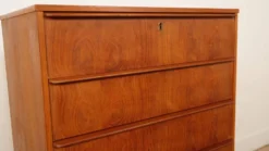 Commode danoise 6 tiroirs vintage en teck