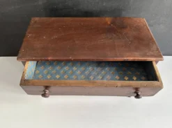 Commode de maîtrise miniature en bois, XIXe siècle