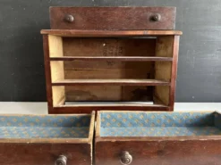 Commode de maîtrise miniature en bois, XIXe siècle