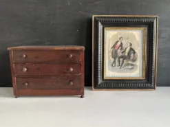 Commode de maîtrise miniature en bois, XIXe siècle