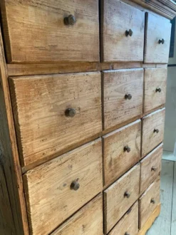 Commode de mercerie, meuble de métier vintage