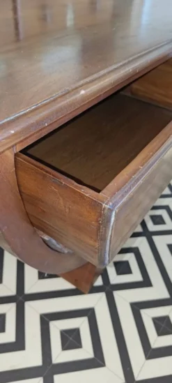 Commode demi lune