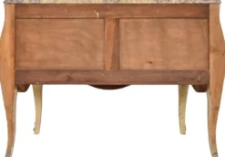 Commode de style louis XV