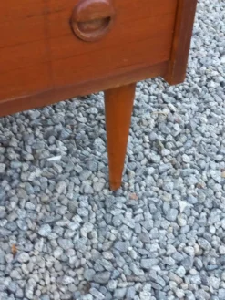 Commode de style scandinave en teck des années 70 4 tiroirs