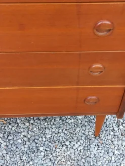 Commode de style scandinave en teck des années 70 4 tiroirs