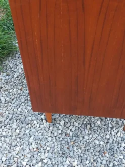 Commode de style scandinave en teck des années 70 4 tiroirs