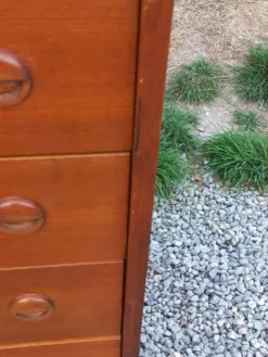 Commode de style scandinave en teck des années 70 4 tiroirs