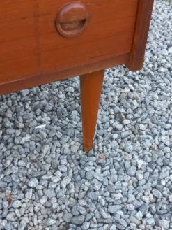 Commode de style scandinave en teck des années 70 4 tiroirs