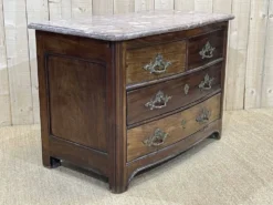 Commode d'époque Régence en amarante et dessus marbre XVIIIème