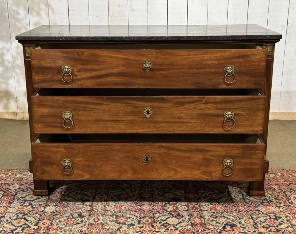 Commode Empire en acajou et dessus marbre XIXème