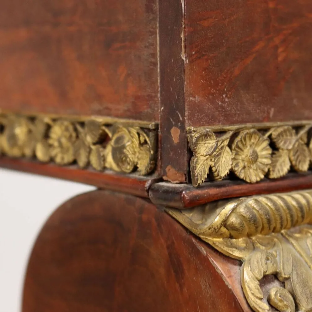 Commode en acajou restaurée, France, 19e siècle.