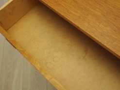 Commode en frêne des années 1970 avec des poignées distinctives, Danemark