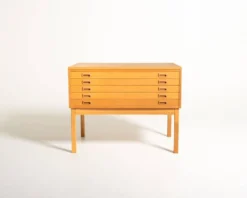 Commode en frêne suédois par Hylte, années 1960