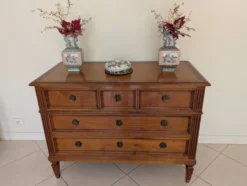 Commode en merisier 3 tiroirs - tres bon etat - style classique