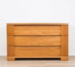 Commode en orme Maison Regain, années 1980