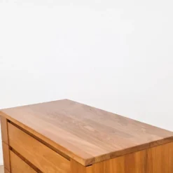 Commode en orme Maison Regain, années 1980