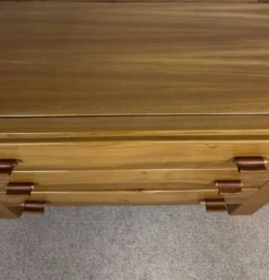 Commode en orme - maison Regain -