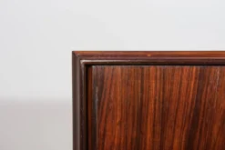 Commode en palissandre du milieu du siècle par E. W. Bach pour Sejling Skabe, Danemark, années 1960.