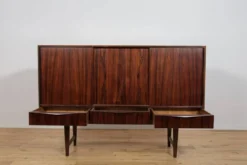 Commode en palissandre du milieu du siècle par E. W. Bach pour Sejling Skabe, Danemark, années 1960.
