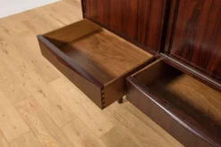 Commode en palissandre du milieu du siècle par E. W. Bach pour Sejling Skabe, Danemark, années 1960.