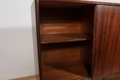 Commode en palissandre du milieu du siècle par E. W. Bach pour Sejling Skabe, Danemark, années 1960.